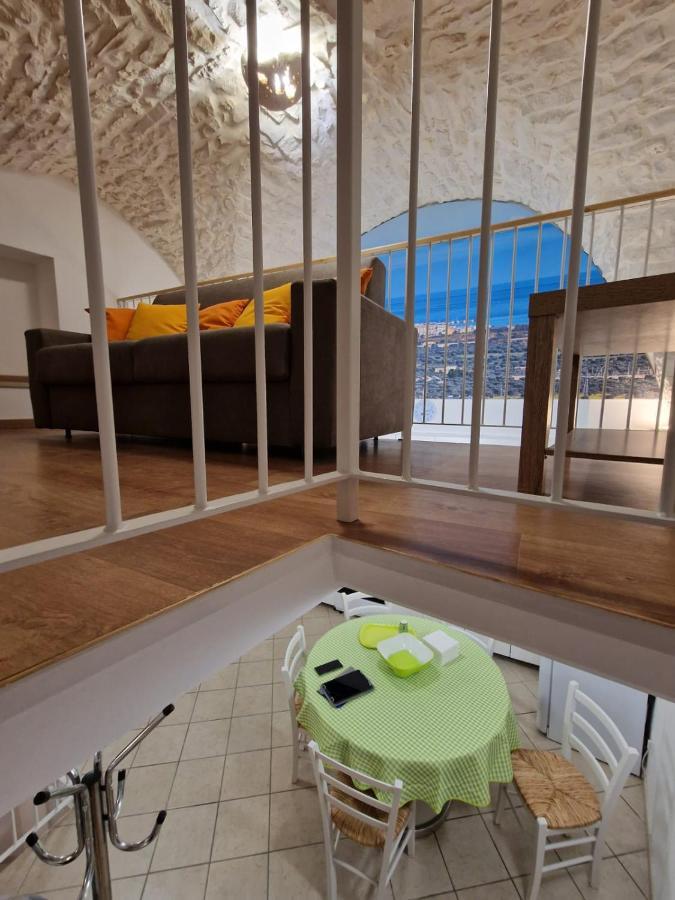 奇斯泰尼诺Casa Scheledd别墅 外观 照片